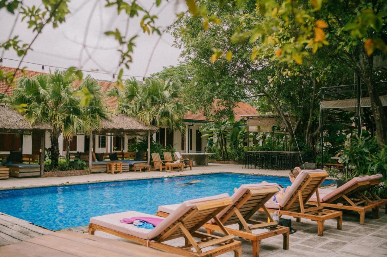 The Banana Tree Hostel Нин Бин Екстериор снимка