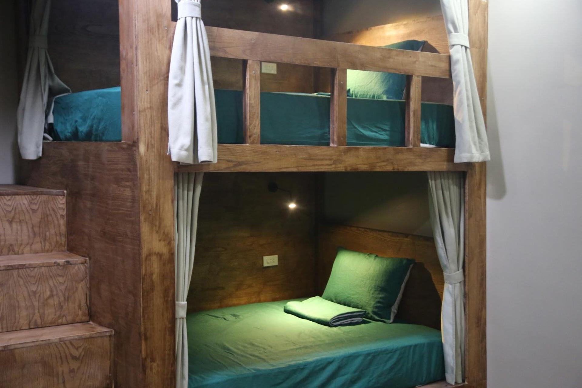 The Banana Tree Hostel Нин Бин Екстериор снимка